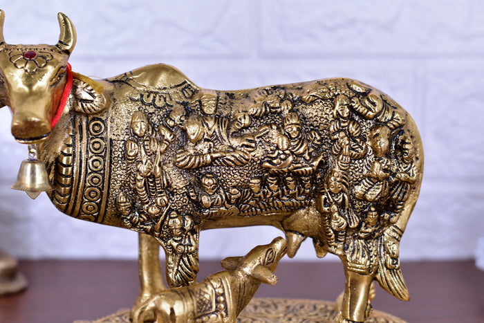 White Whale Large Kamdhenu Cow with Calf Figurine Decorative Gift Item