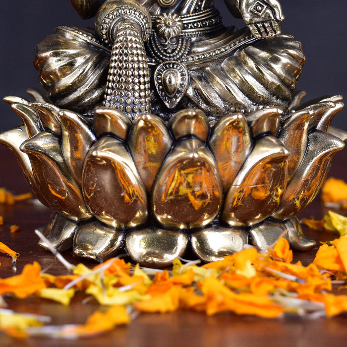 White Whale Superfine Brass Lakshmi Idol Hindu Laxmi Goddess Statue Home Office Showpiece Decor