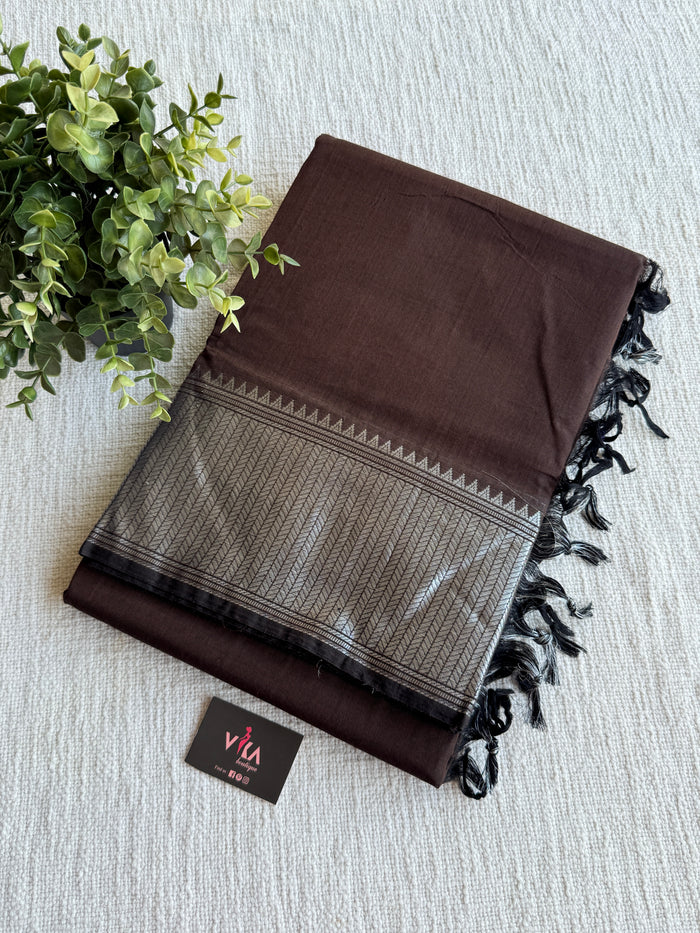 Zari border silk cotton saree